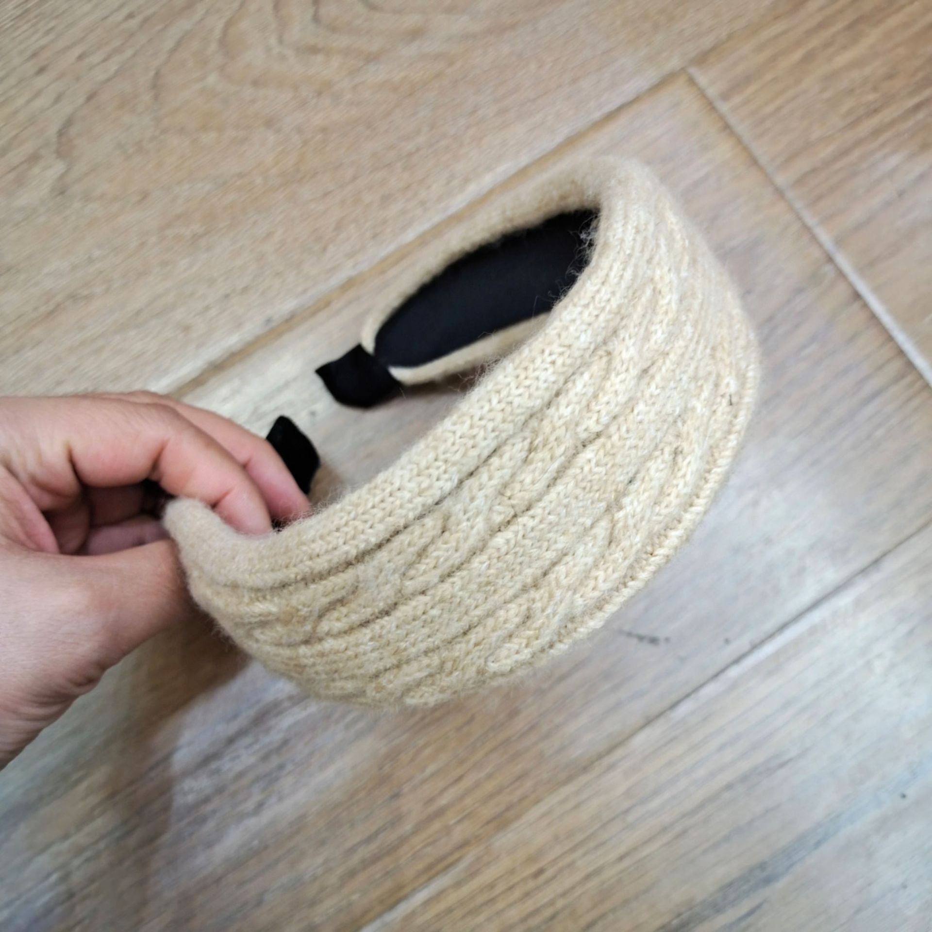 Wholesale Autumn and Winter Fried Dough Twists Knitting Flat Cloth Wide Hair Hoop