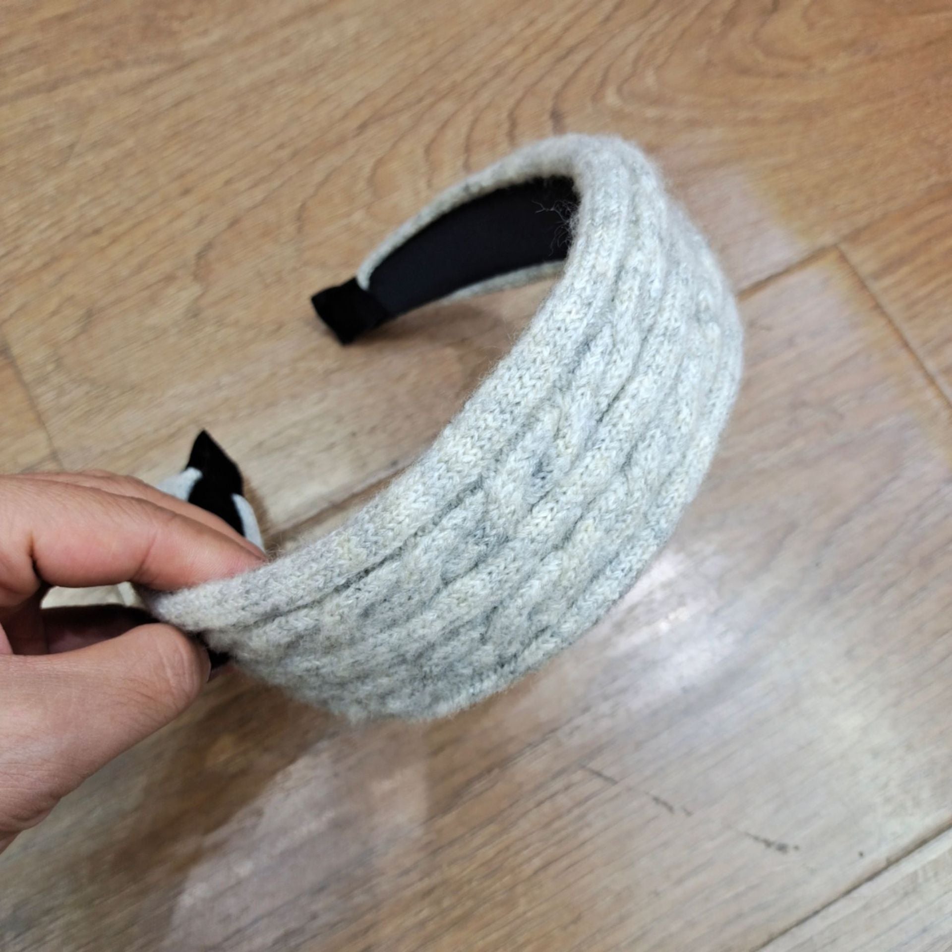Wholesale Autumn and Winter Fried Dough Twists Knitting Flat Cloth Wide Hair Hoop