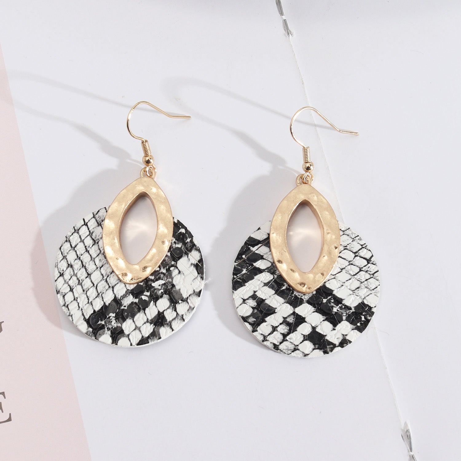 Wholesale Leather Inlaid Round Vintage Abalone Earrings