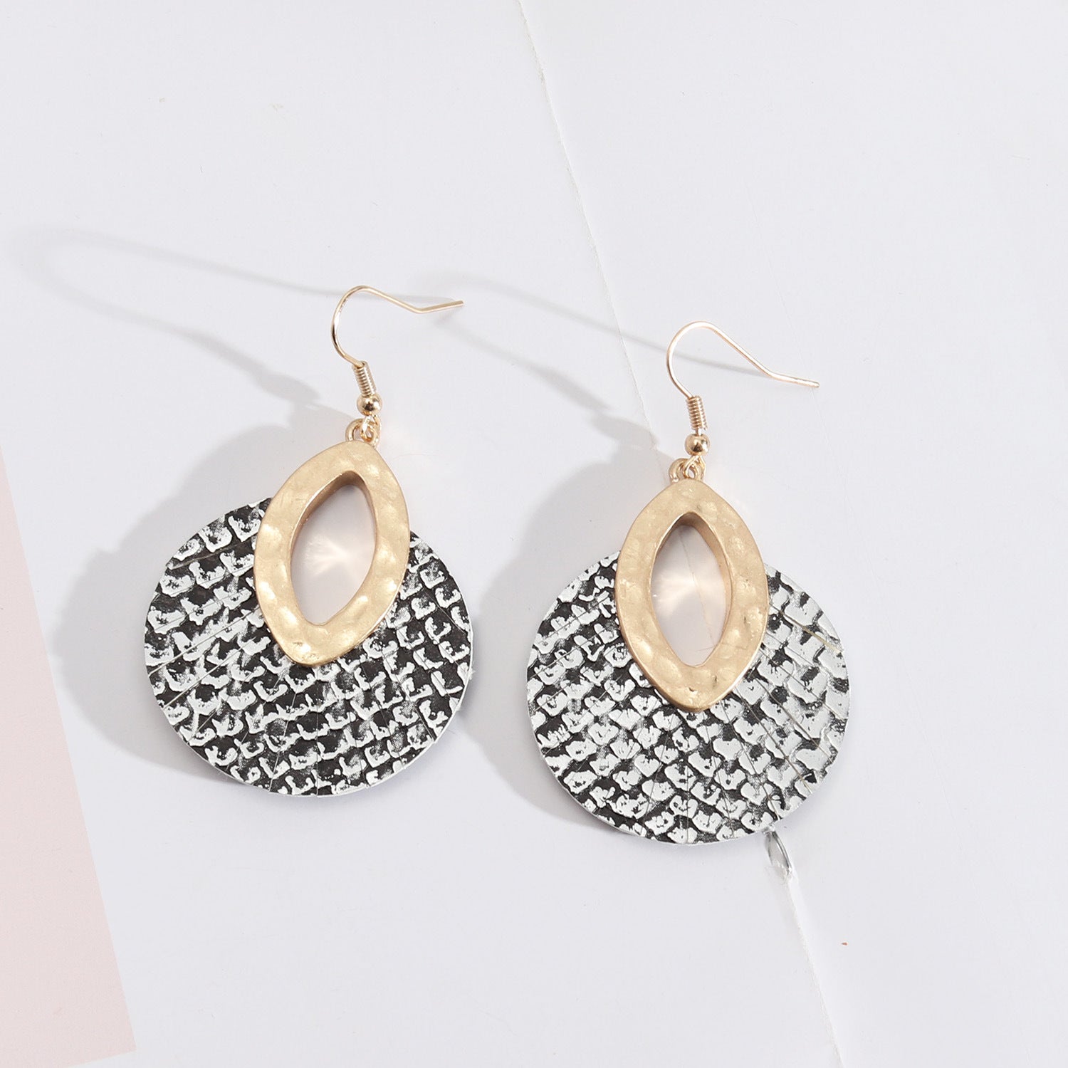 Wholesale Leather Inlaid Round Vintage Abalone Earrings