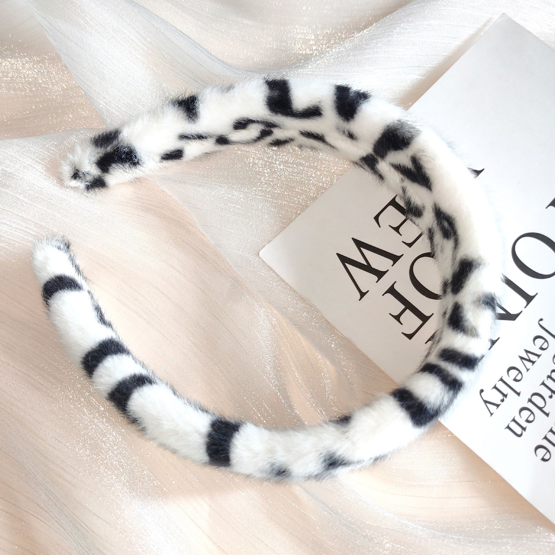 Wholesale Vintage Leopard Print Plush Wide Brim Headband