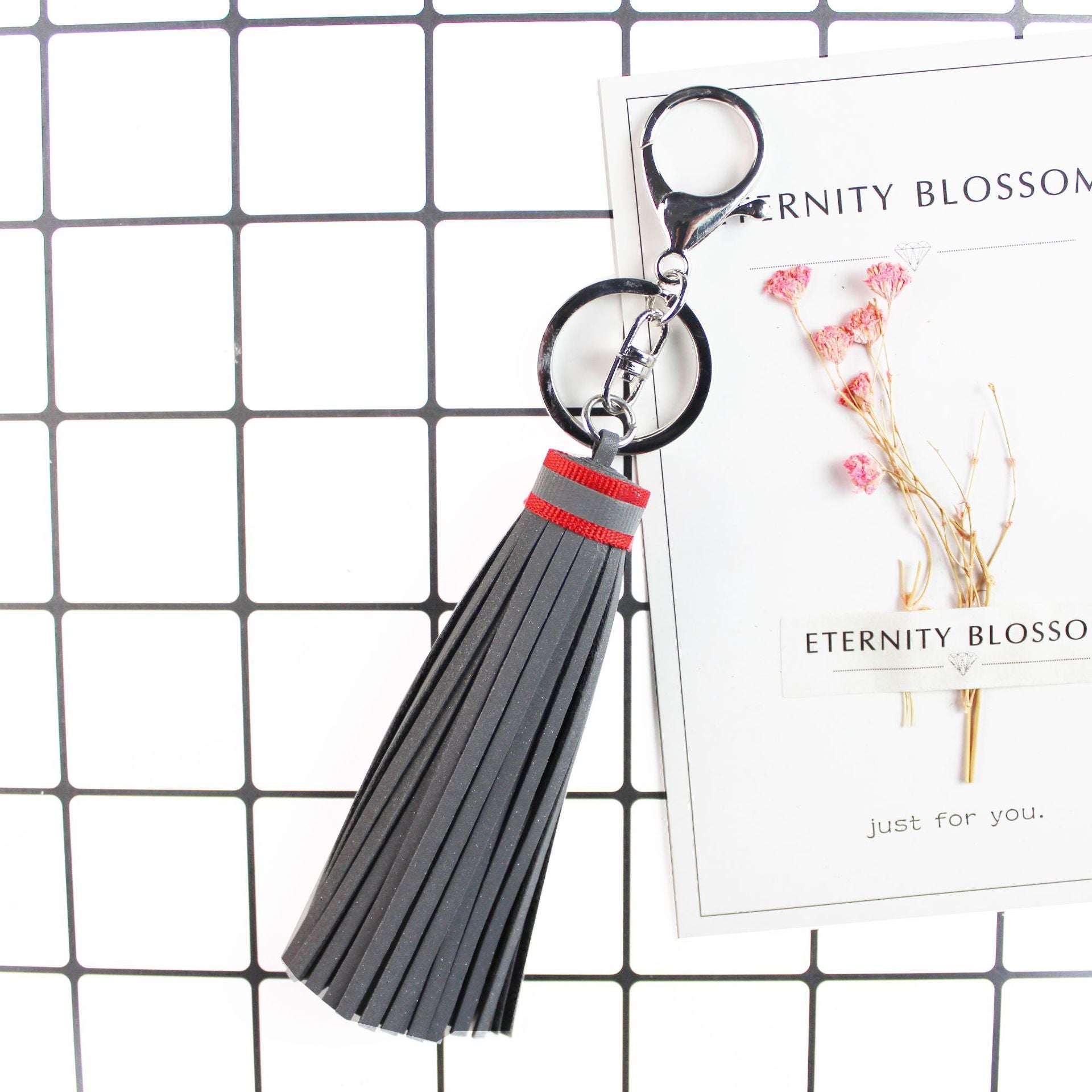 Wholesale Night Luminous Tassel Leather Keychains