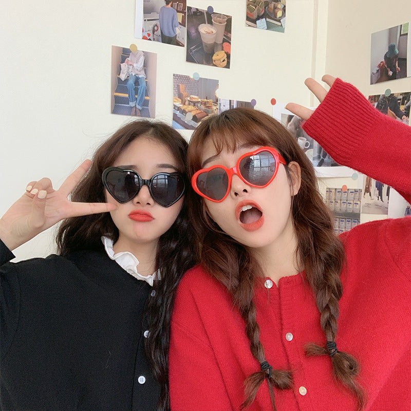 Wholesale Creative love light effect sunglasses