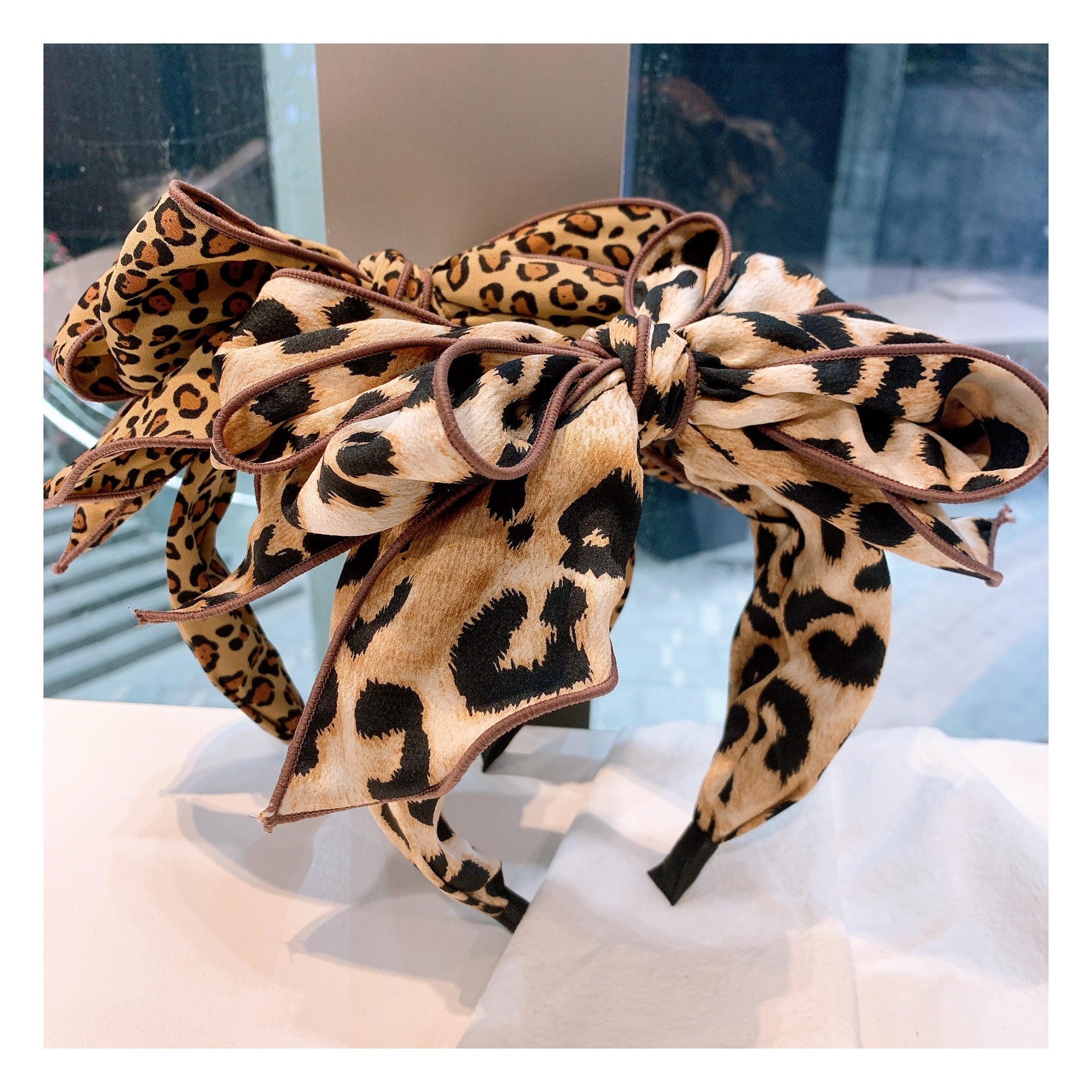 Wholesale Vintage Leopard Print Multi-layer Bow Headband