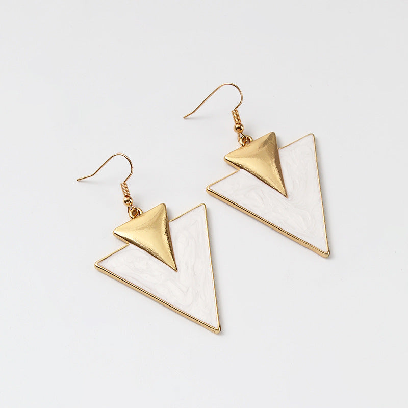 Wholesale New Women's Popular Fashion Inverted Triangle Black Temperament Alloy Earrings