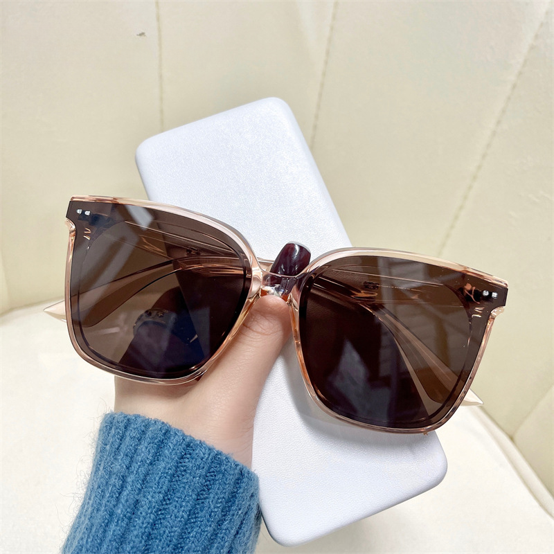 Wholesale Large Frame UV Resistant PC Sunglasses