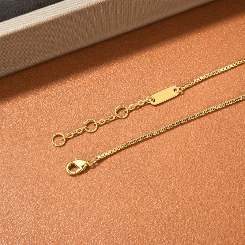 Wholesale diamond light luxury pendant versatile clavicle copper necklace