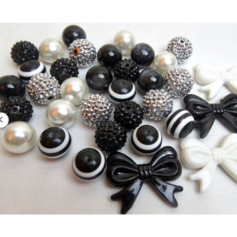Wholesale 50pcs Black and White Printing Mixed Color 20MM Acrylic Large Beads DIY Bow Mixed Beaded Loose Beads Combination
