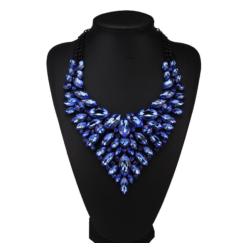 Wholesale Hollow Multi-color Alloy Diamond Necklace
