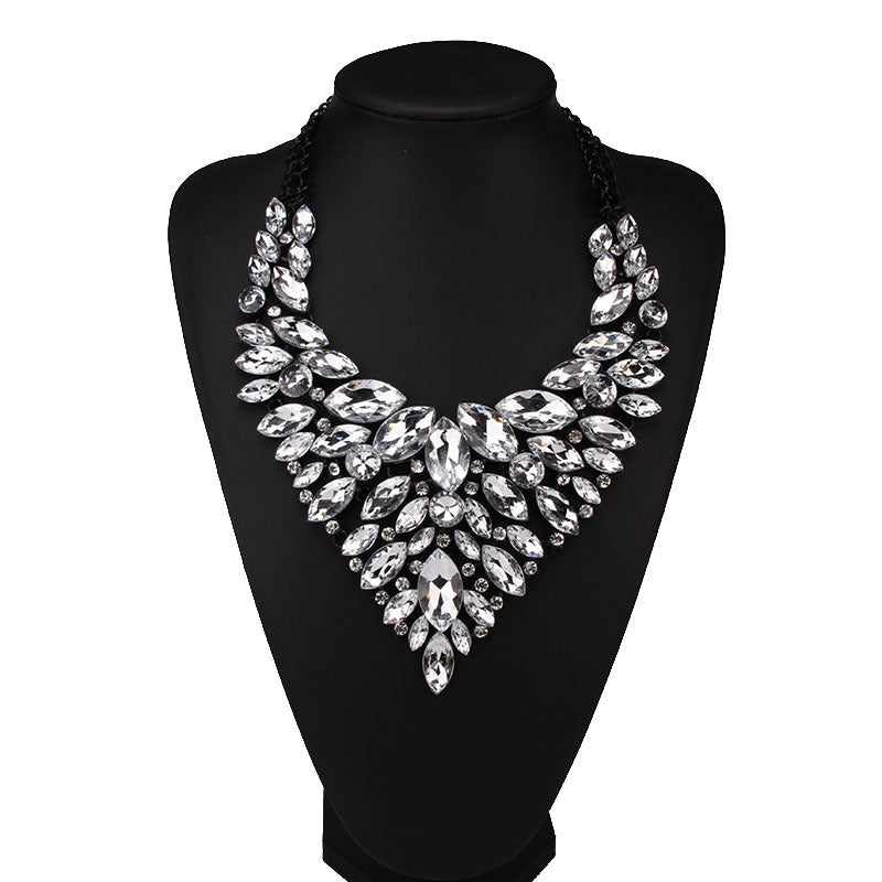 Wholesale Hollow Multi-color Alloy Diamond Necklace