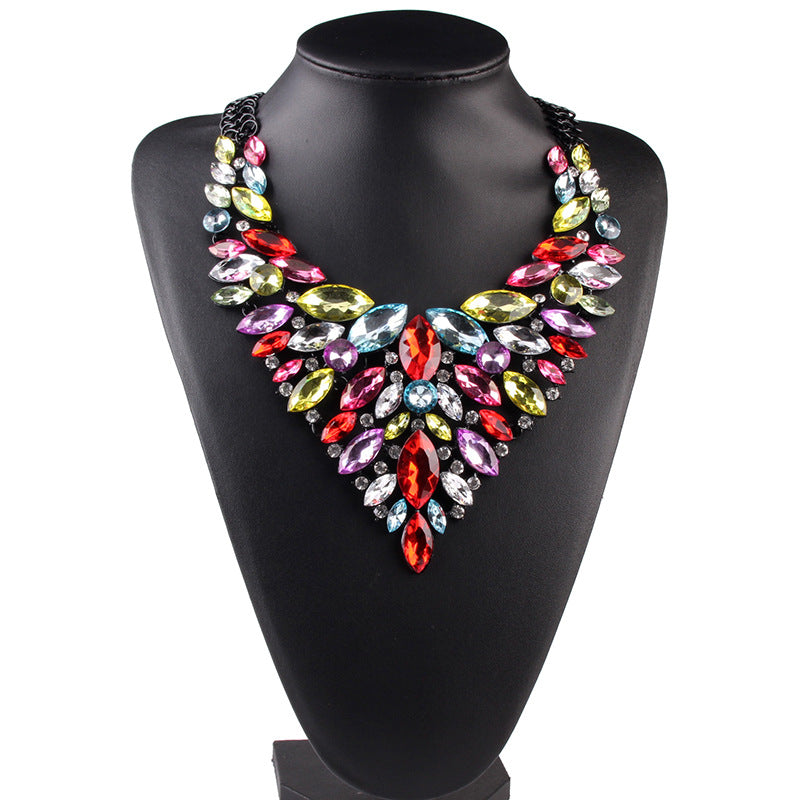 Wholesale Hollow Multi-color Alloy Diamond Necklace