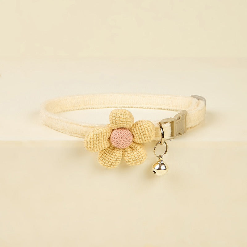 Wholesale Cute Flower Adjustable Bell Traction Collar