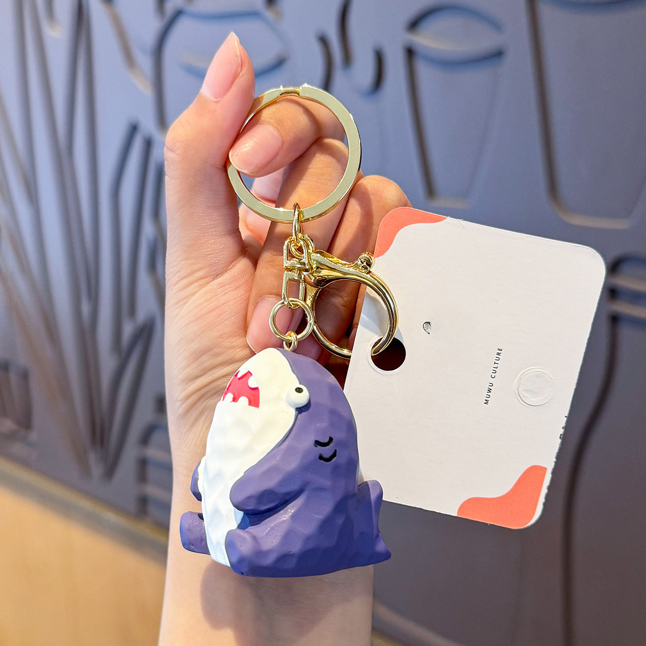 Wholesale Wood Carving Wind Sea Animal Resin Cartoon Keychain