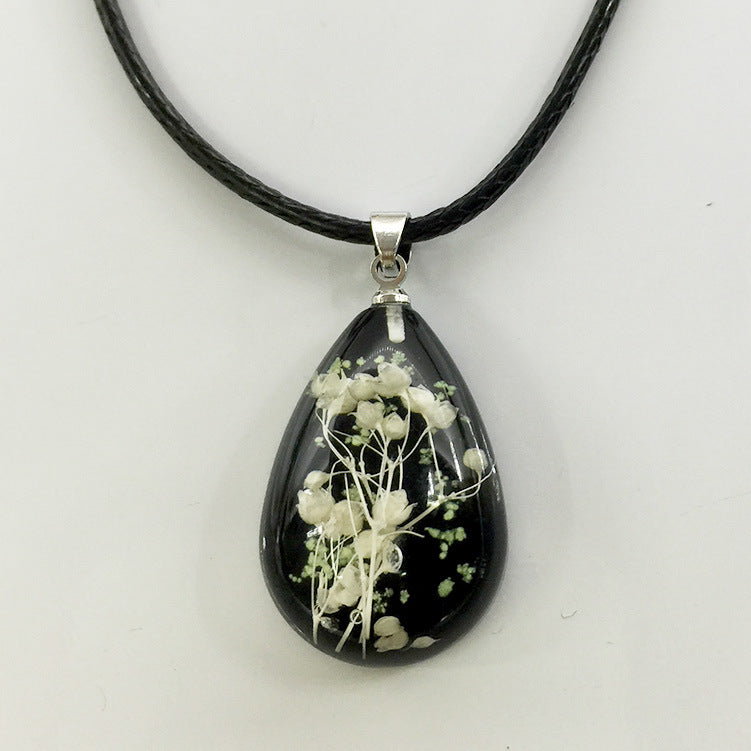 Wholesale 6pcs Gypsophila Dried Flower Resin Epoxy Luminous Pendant Necklace