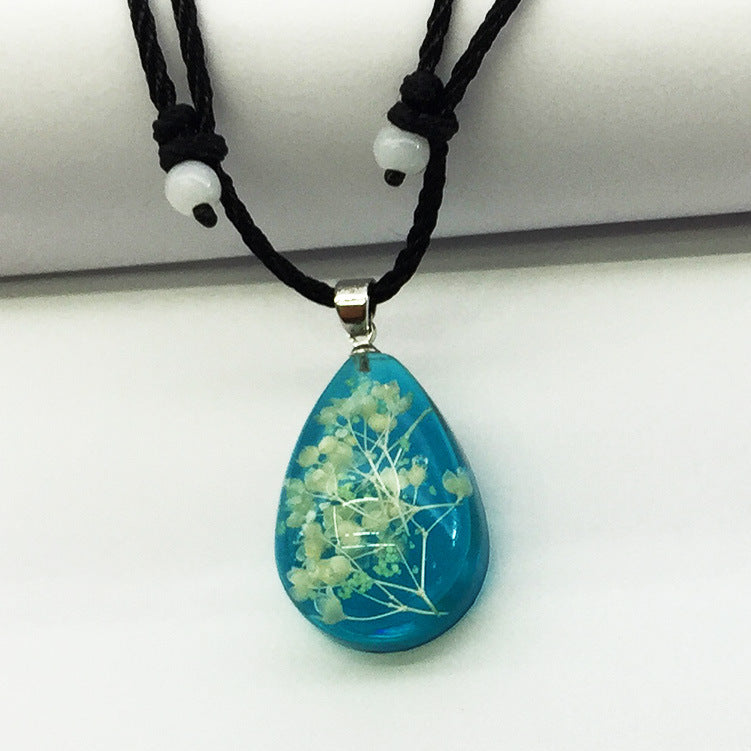 Wholesale 6pcs Gypsophila Dried Flower Resin Epoxy Luminous Pendant Necklace