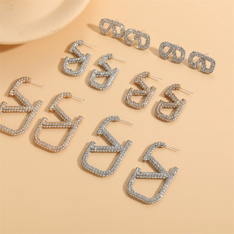 Wholesale Letter V Full Diamond Alloy Letter Stud Earrings