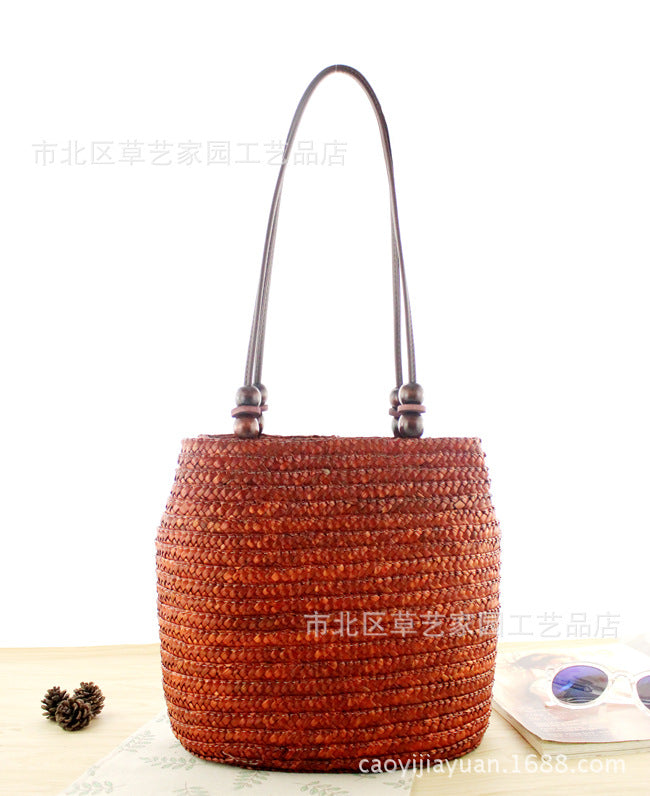 Wholesale Wooden Beaded Wheat Straw Handmade Straw Woven Shoulder Beach Bag