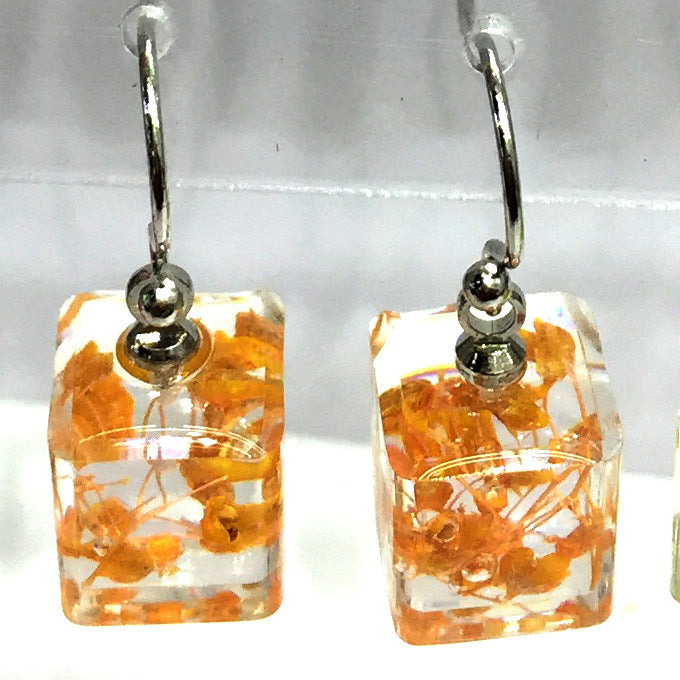 Wholesale 6pcs Resin Glue Dried Flower Baby's Breath Earrings