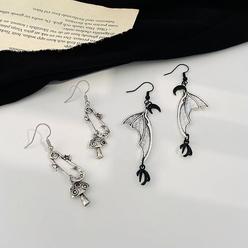 Wholesale Halloween Retro Gothic Bat Wings Alloy Earrings