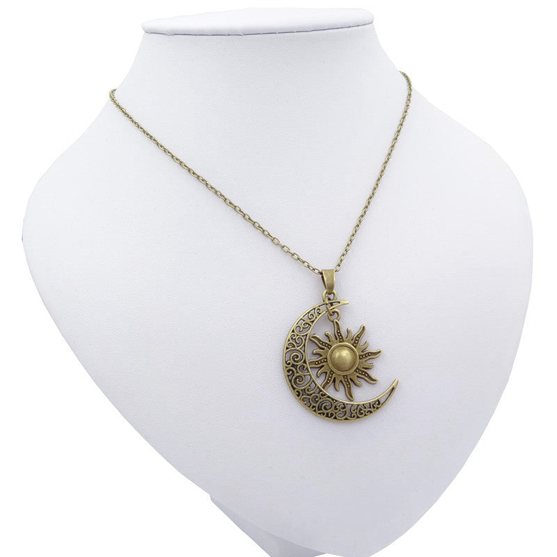 Wholesale Sun Moon Pendant Alloy Necklaces