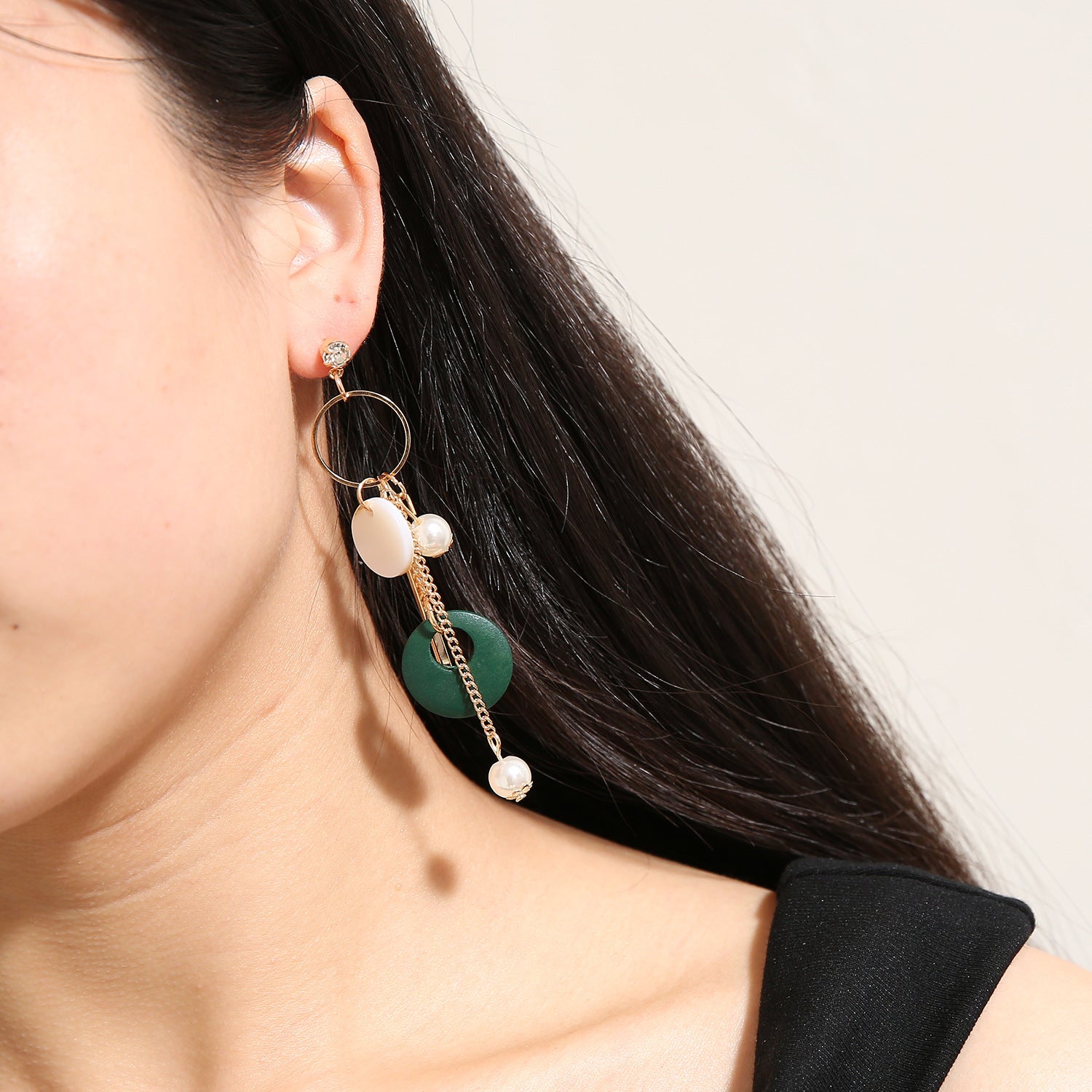 Wholesale Shell Pearl Tassel Earrings Long Drop Design Trendy Chic Jewelry Accessory Gift