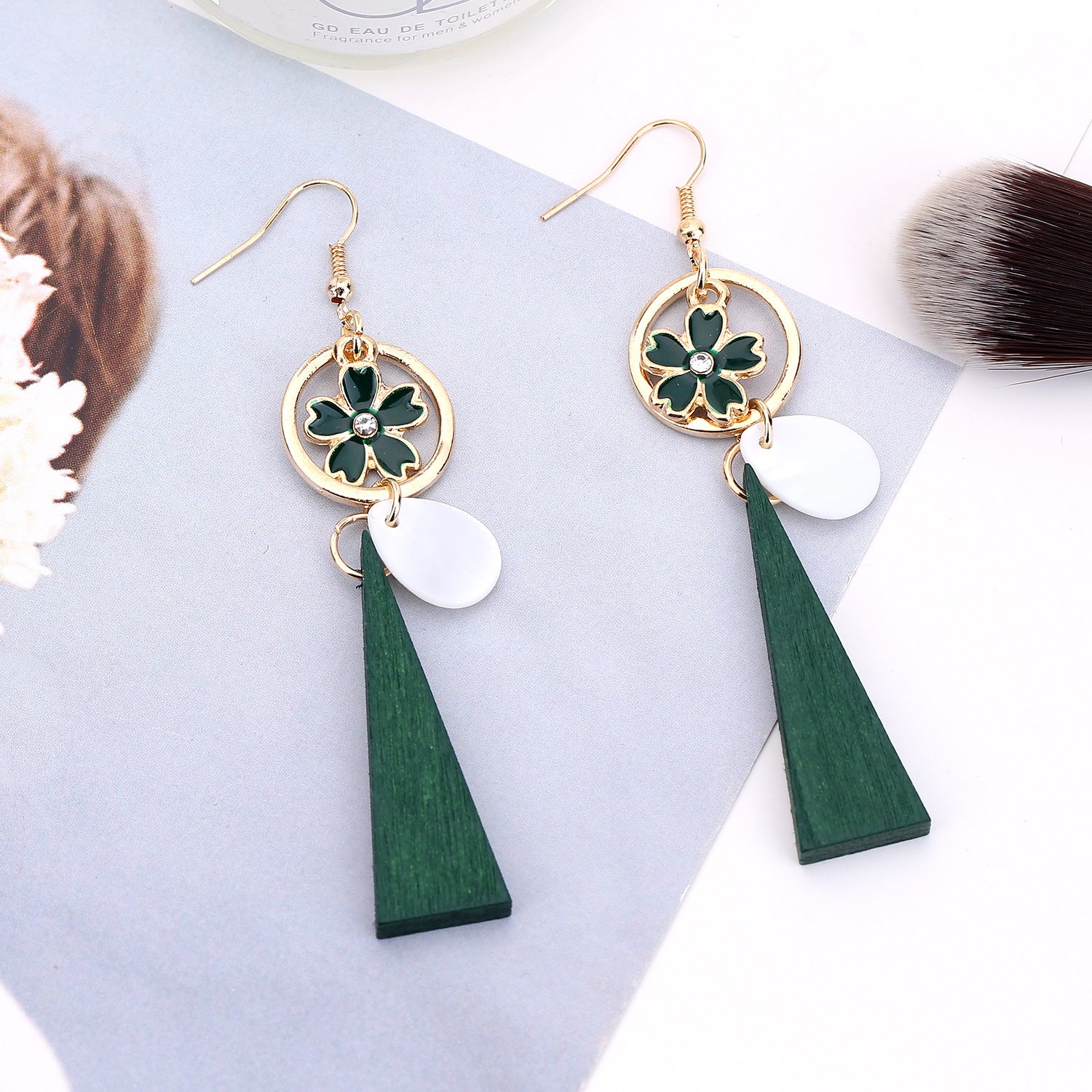 Wholesale Shell Flower Tassel Earrings For Women Ethnic Handmade Chic Fashion Jewelry Accessory
