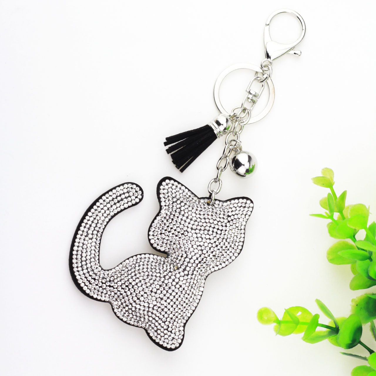 Wholesale  Velvet Diamond Loving Cat Cute Keychain Tassel Small Gift Creative Keychain
