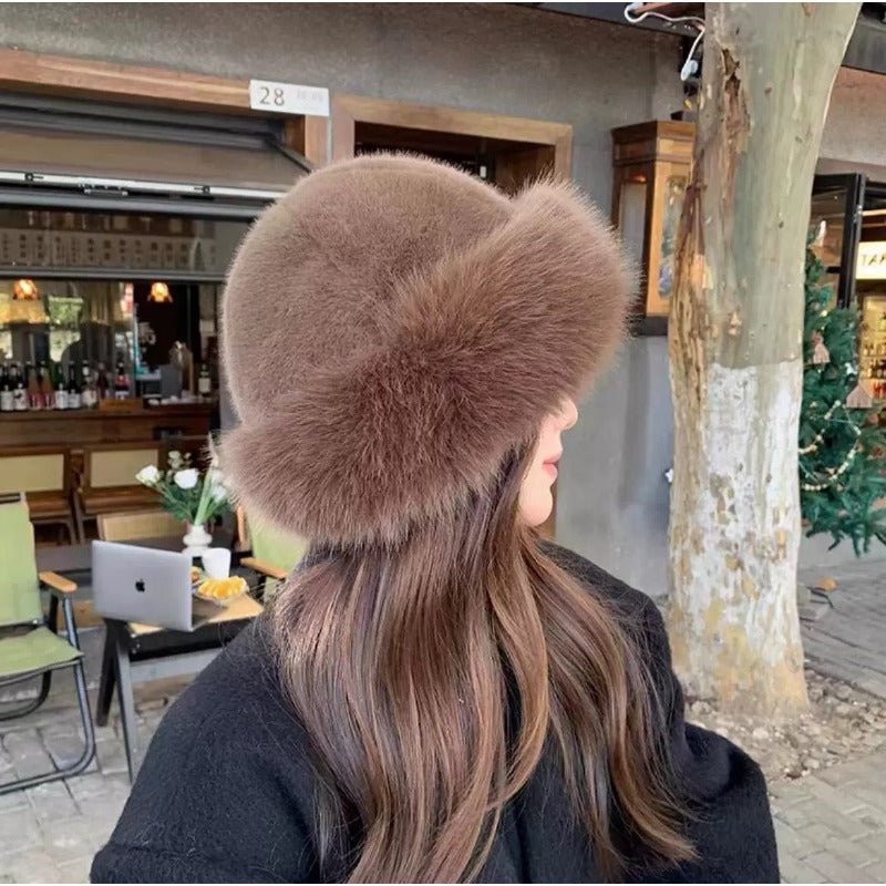 Wholesale Fur Mink Fluffy Lady with A Plush Hat Around Her Head