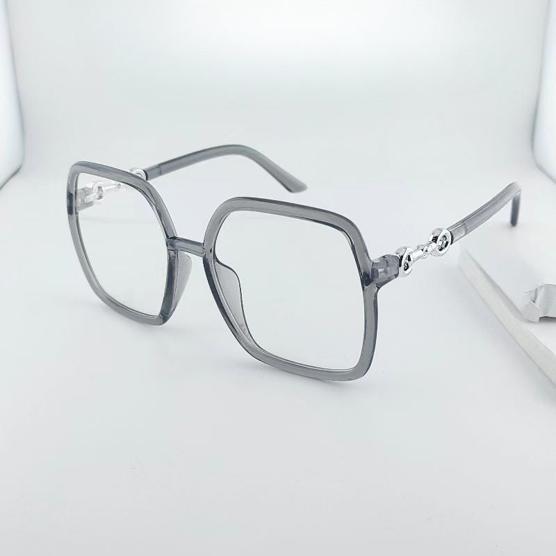 Wholesale Small Summer Sunglasses That Show Off Your Face