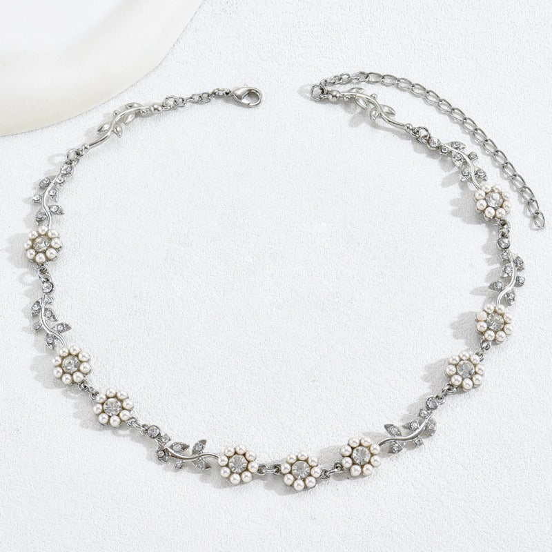 Wholesale Personalized Floral Design Inlaid with Pearl Zircon Earrings and Necklace Set