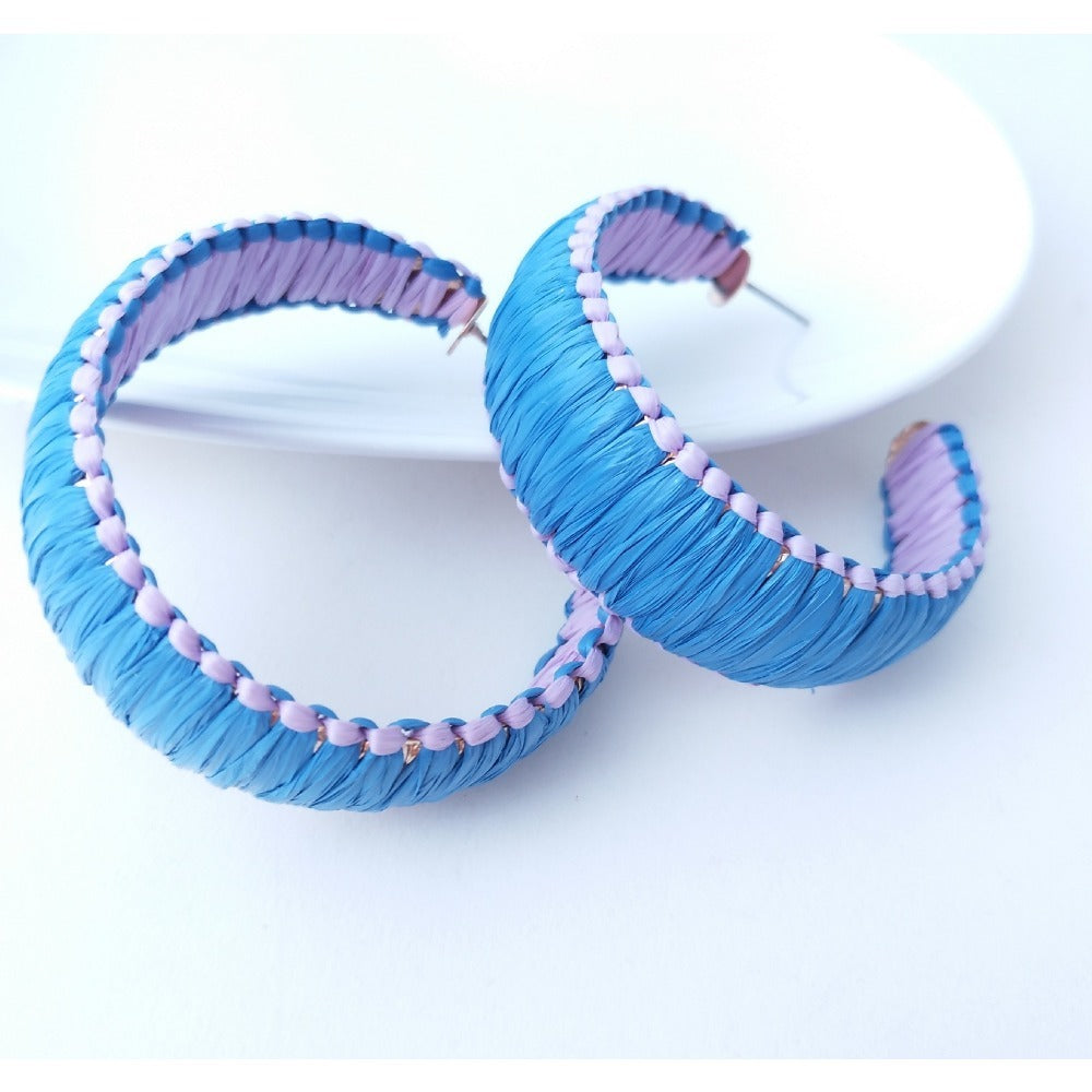 Wholesale Fashionable C-shaped Hand-woven Raffia Earrings