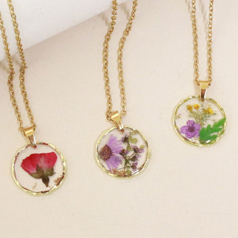 Wholesale 6pcs Moon Series Dried Flower Handmade Epoxy Pendant Necklace