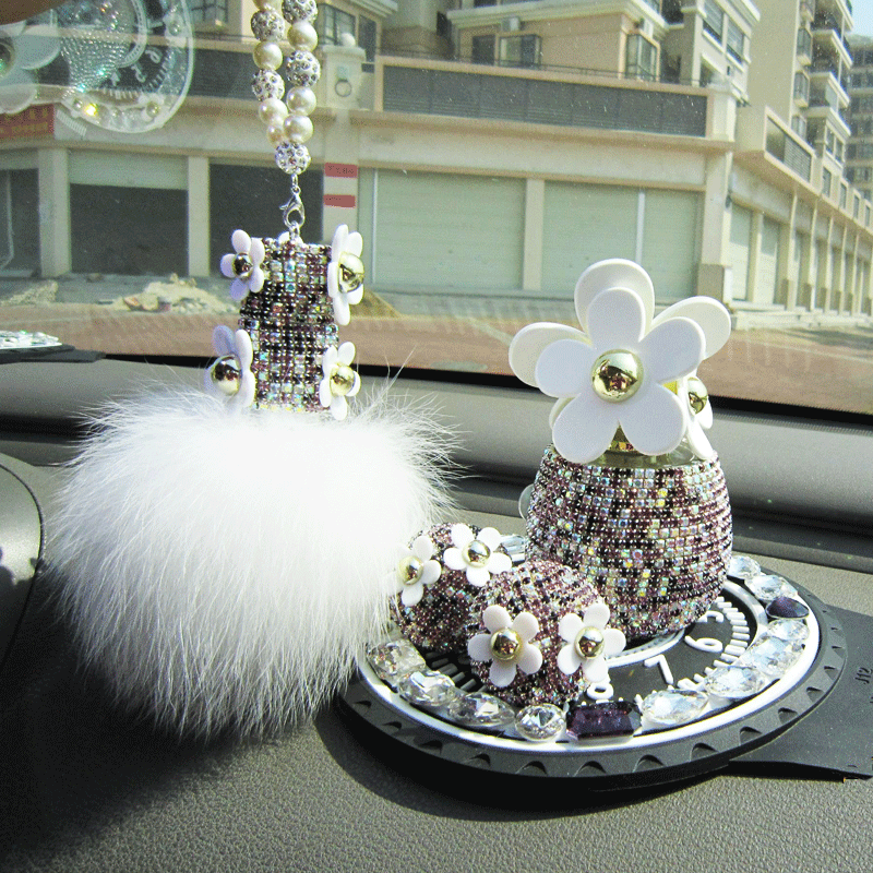 Wholesale Perfume Pendant Diamond Daisy Rear View Mirror