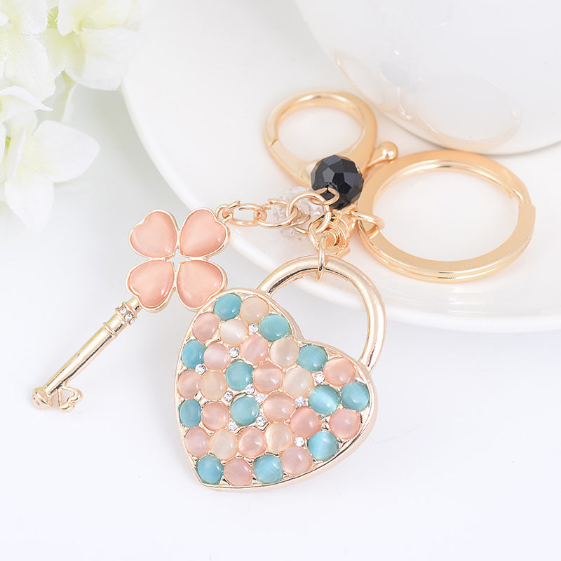 Wholesale Diamond studded Cat' s Eye Heart Keychain Pendant