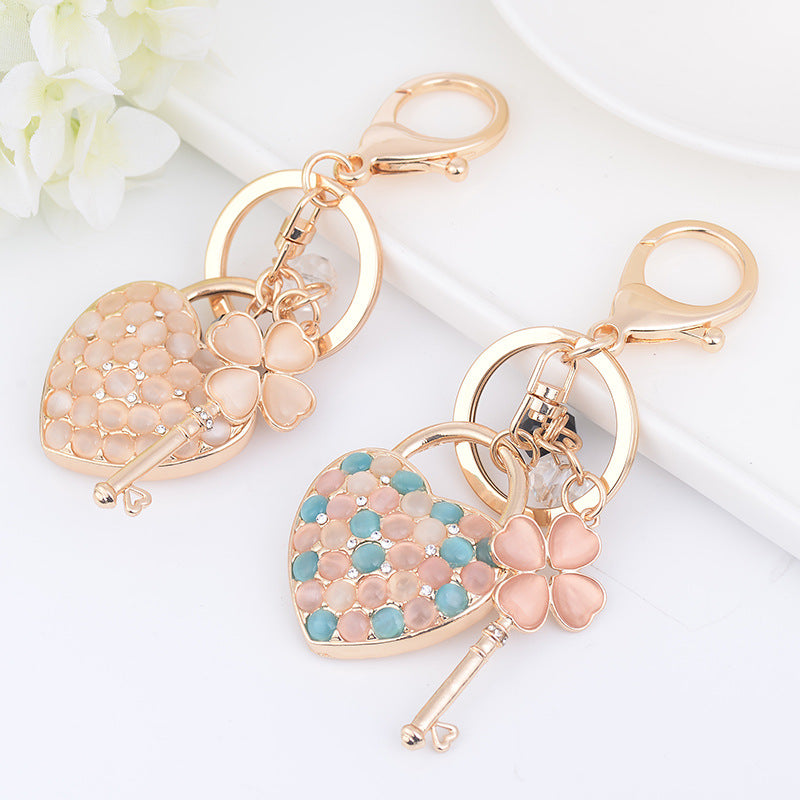 Wholesale Diamond studded Cat' s Eye Heart Keychain Pendant