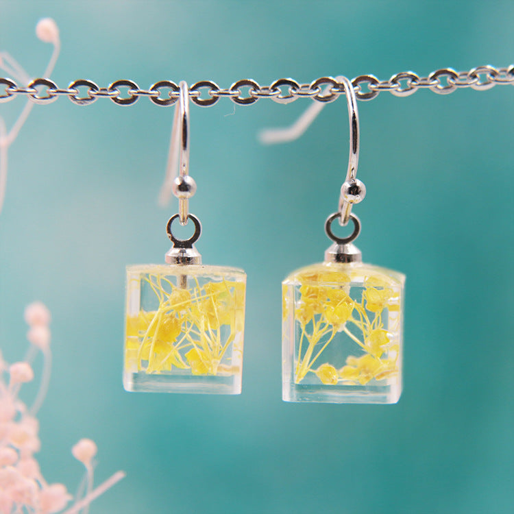 Wholesale 6pcs Resin Glue Dried Flower Baby's Breath Earrings