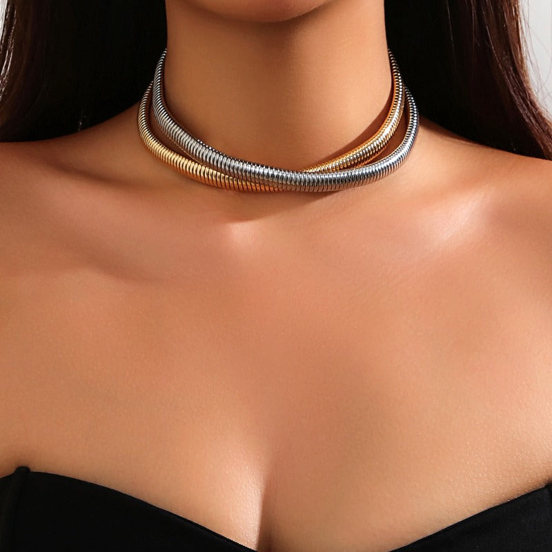 Wholesale Exaggerated Snake Bone Lines with Multi-layer Metal Collars