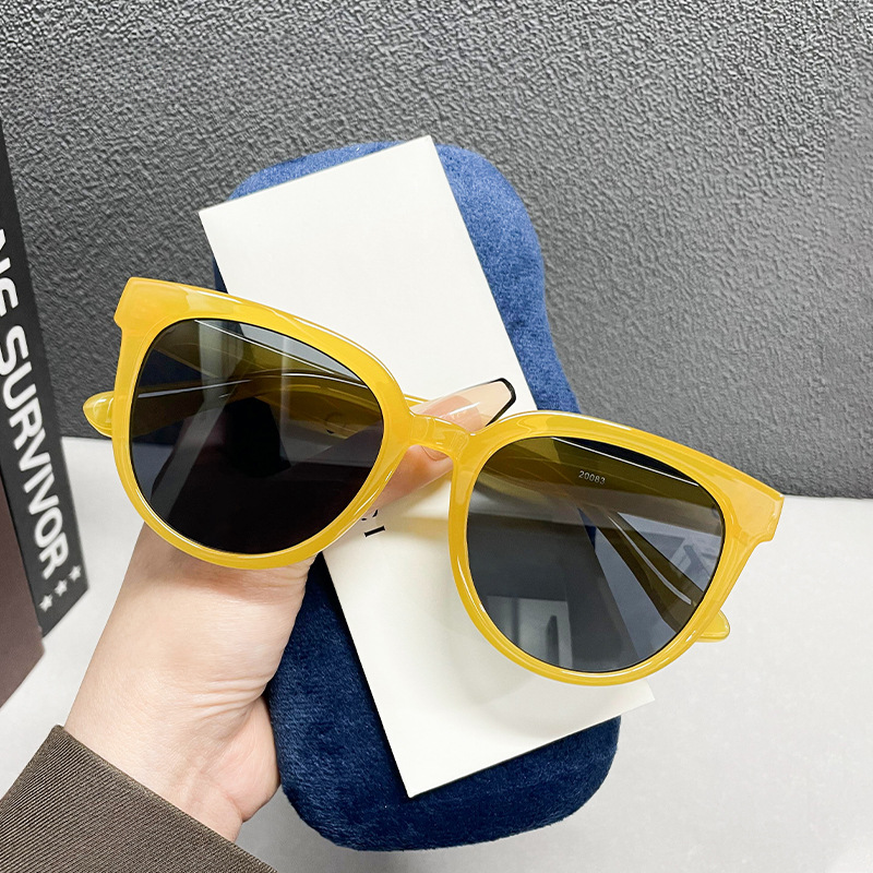 Wholesale Square and Round Frame UV Resistant PC Sunglasses