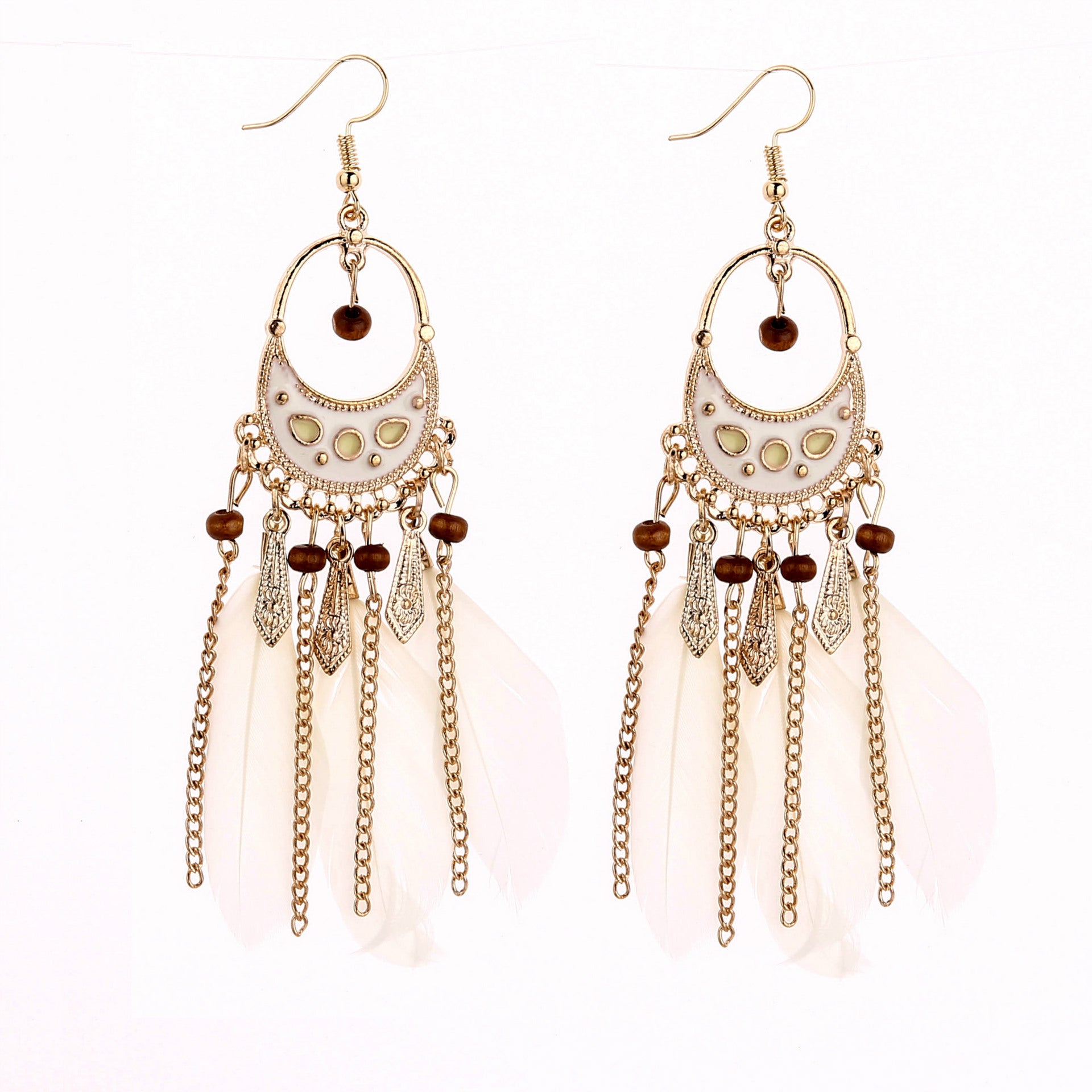 Wholesale Retro Bohemian Dreamcatcher Feather Tassel Long Drop Earrings Round Hollow Leaf Design Chic Travel Souvenir Jewelry Accessory
