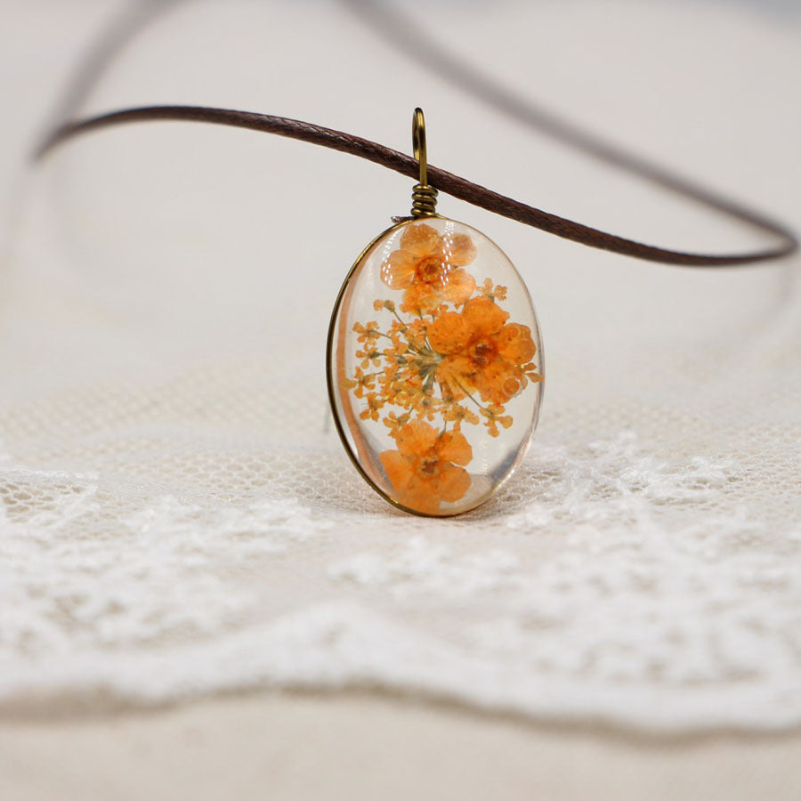 Wholesale Chic Crystal Pendant Necklace With Dried Flower Purple Boutique Resale Jewelry Accessory