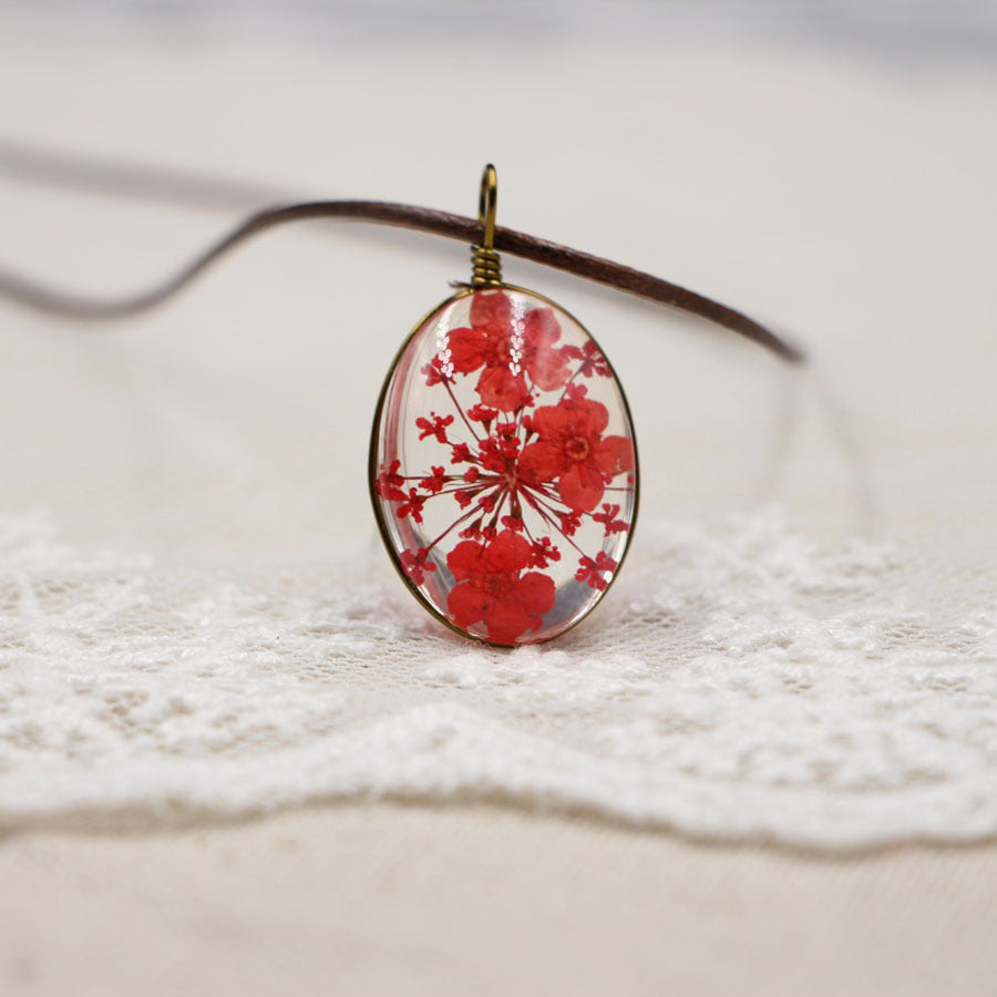 Wholesale Chic Crystal Pendant Necklace With Dried Flower Purple Boutique Resale Jewelry Accessory