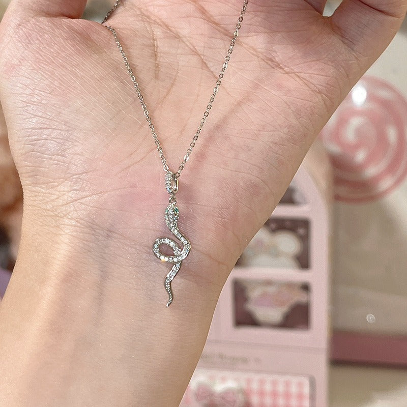 Wholesale Copper Niche Design Light Luxury Snake Clavicle Necklace