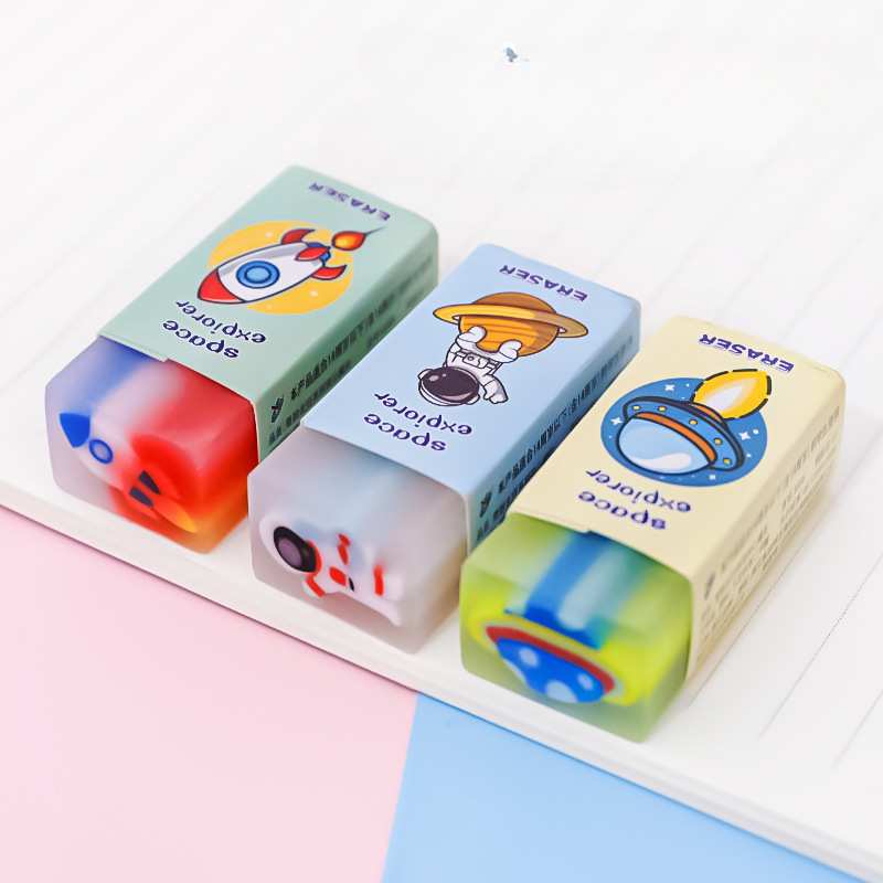 Wholesale PVC Cartoon Astronaut Slice Eraser
