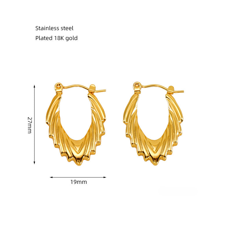 Wholesale Stainless Steel Plated 18K Gold Hollow Heart Earrings