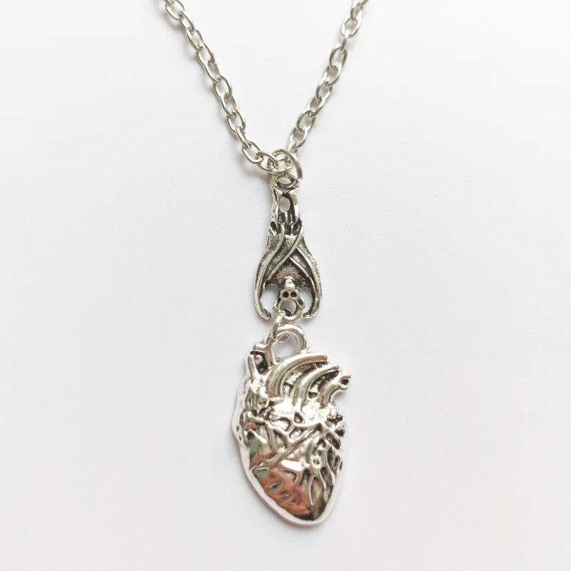 Wholesale Fashion Heart Shape Unique Bohemian Retro Creative Necklaces