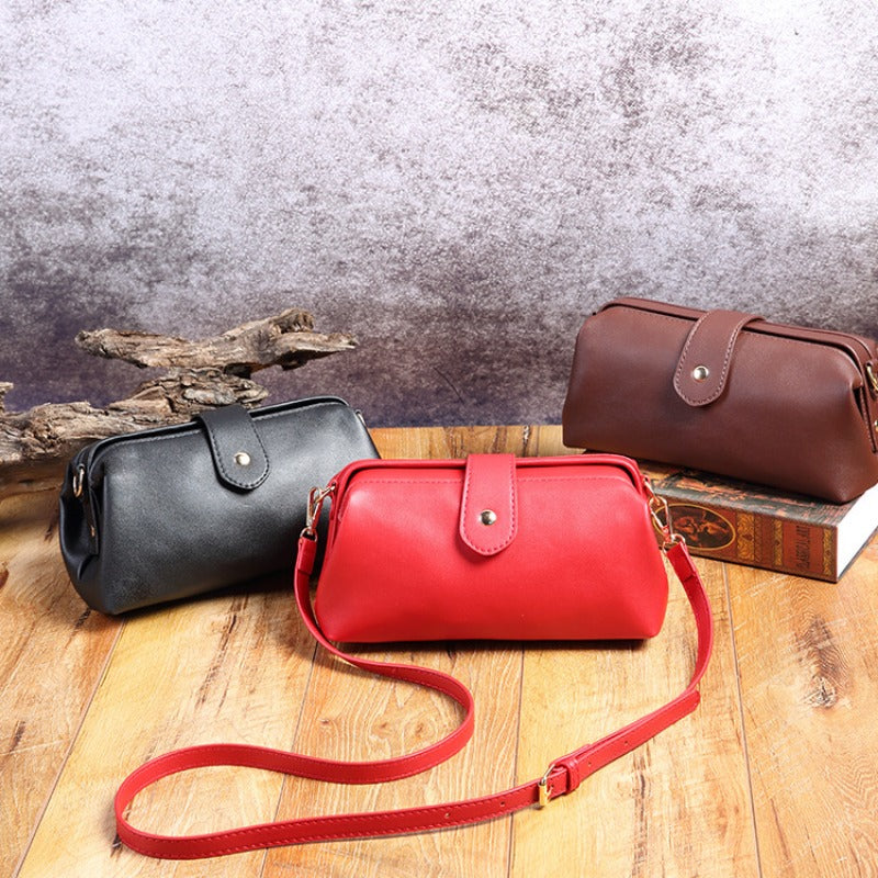 Wholesale Retro Soft Mouth Casual Mini Shoulder Bags