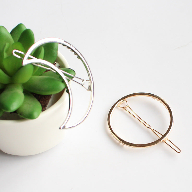 Wholesale 12PCS Triangle Moon Round Geometric Retro Hairpin