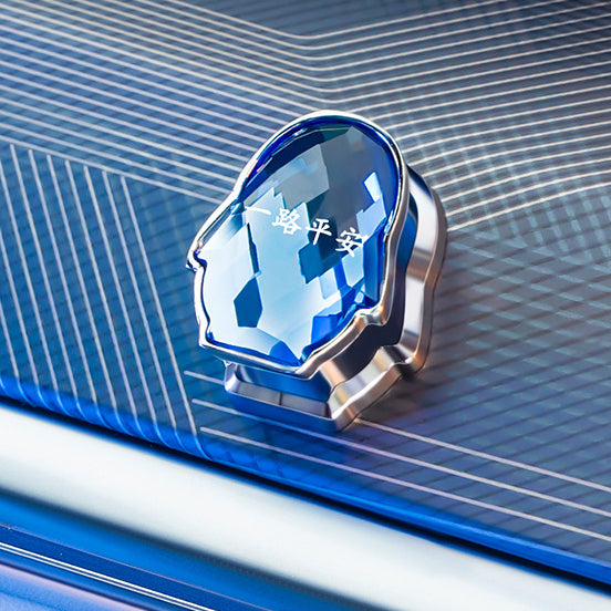 Caricatura multifuncional de automóviles multifuncionales mini gancho de cristal