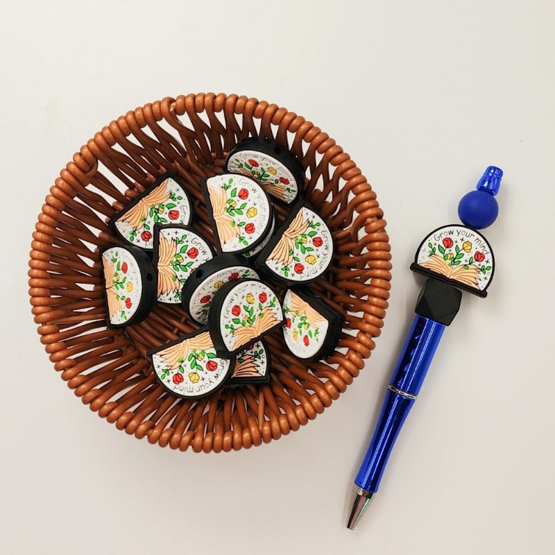 Wholesale 10PCS Letter Flower Silicone Cartoon Beads