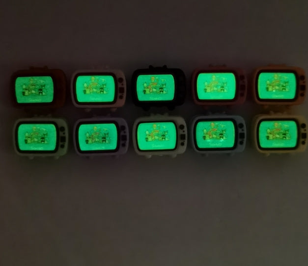 Wholesale 30pcs  Cartoon 3D Luminous Silicone Beads Glow in The Dark Focal Beads